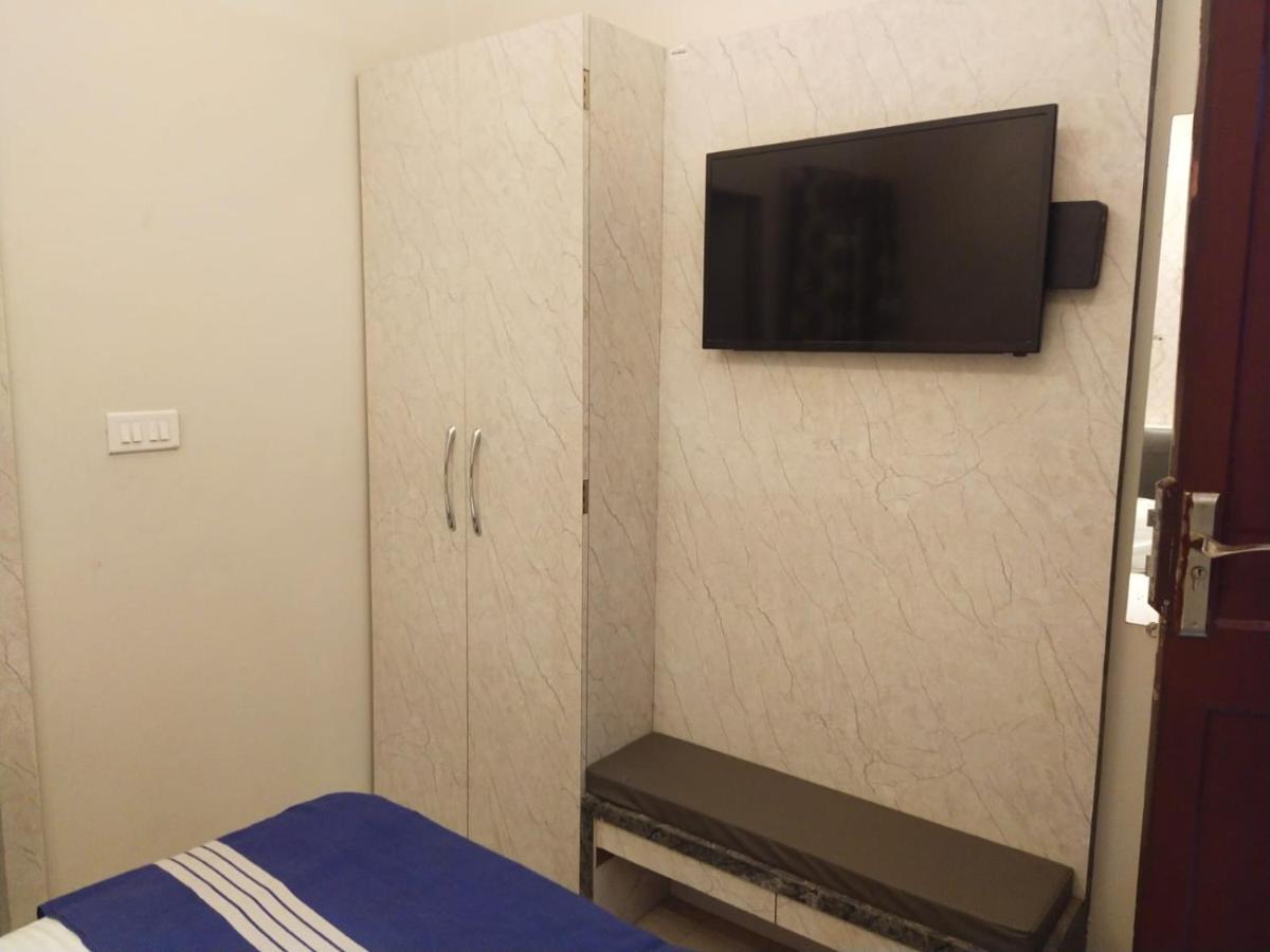 Hotel Gateway Kailash Varanasi Ngoại thất bức ảnh